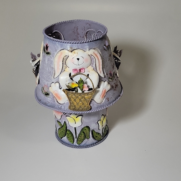Charming Bunny Decorative Tealight/Candleholder With Tulips - Picture 2 of 12